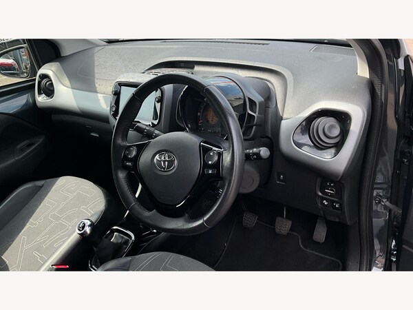 Used Toyota AYGO 2019 for sale - 75520535: Photo 42