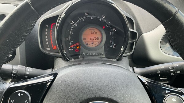 Used Toyota AYGO 2019 for sale - 75520535: Photo 59