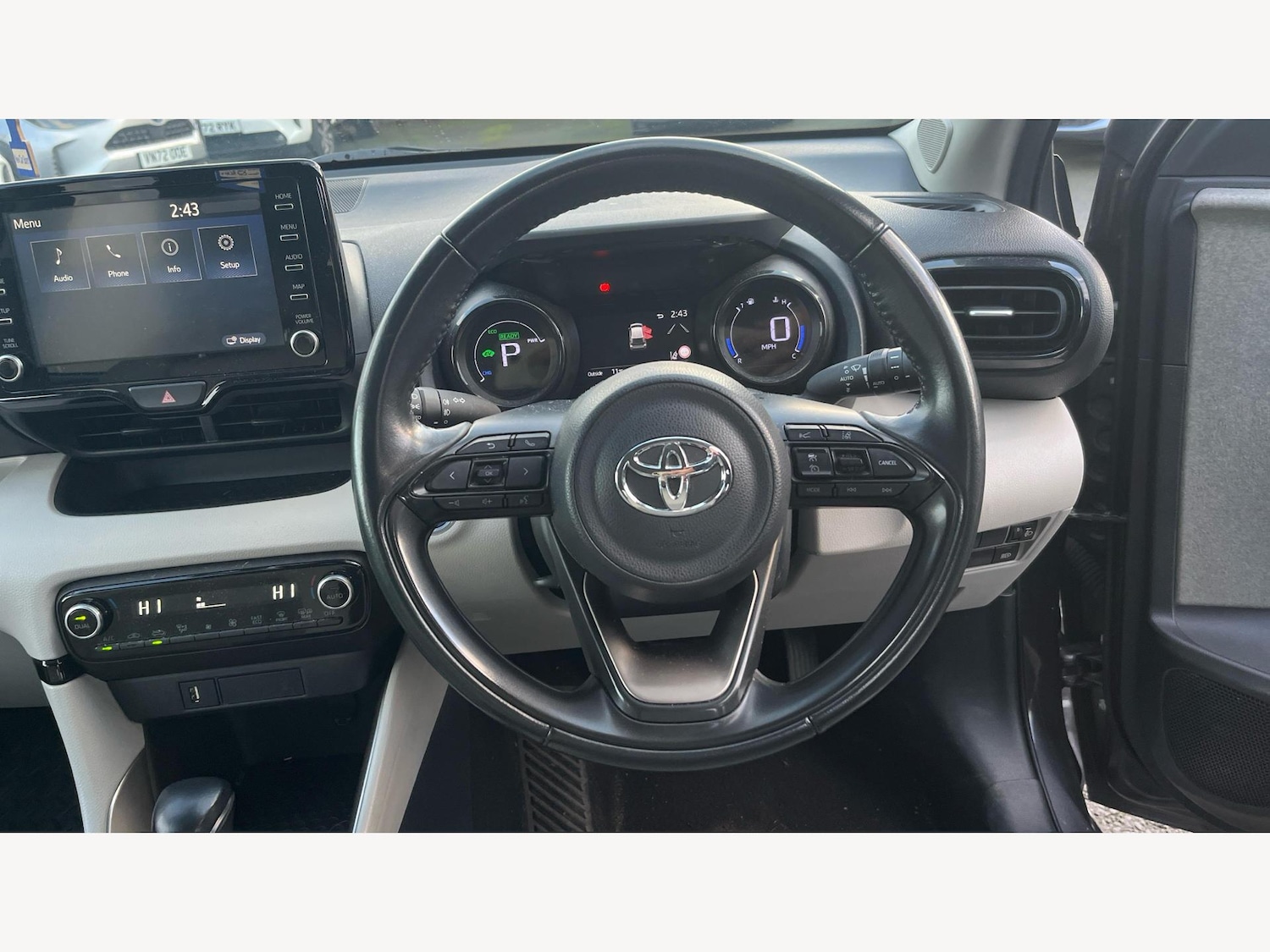 Used Toyota Yaris for sale - 77143667: Photo 10