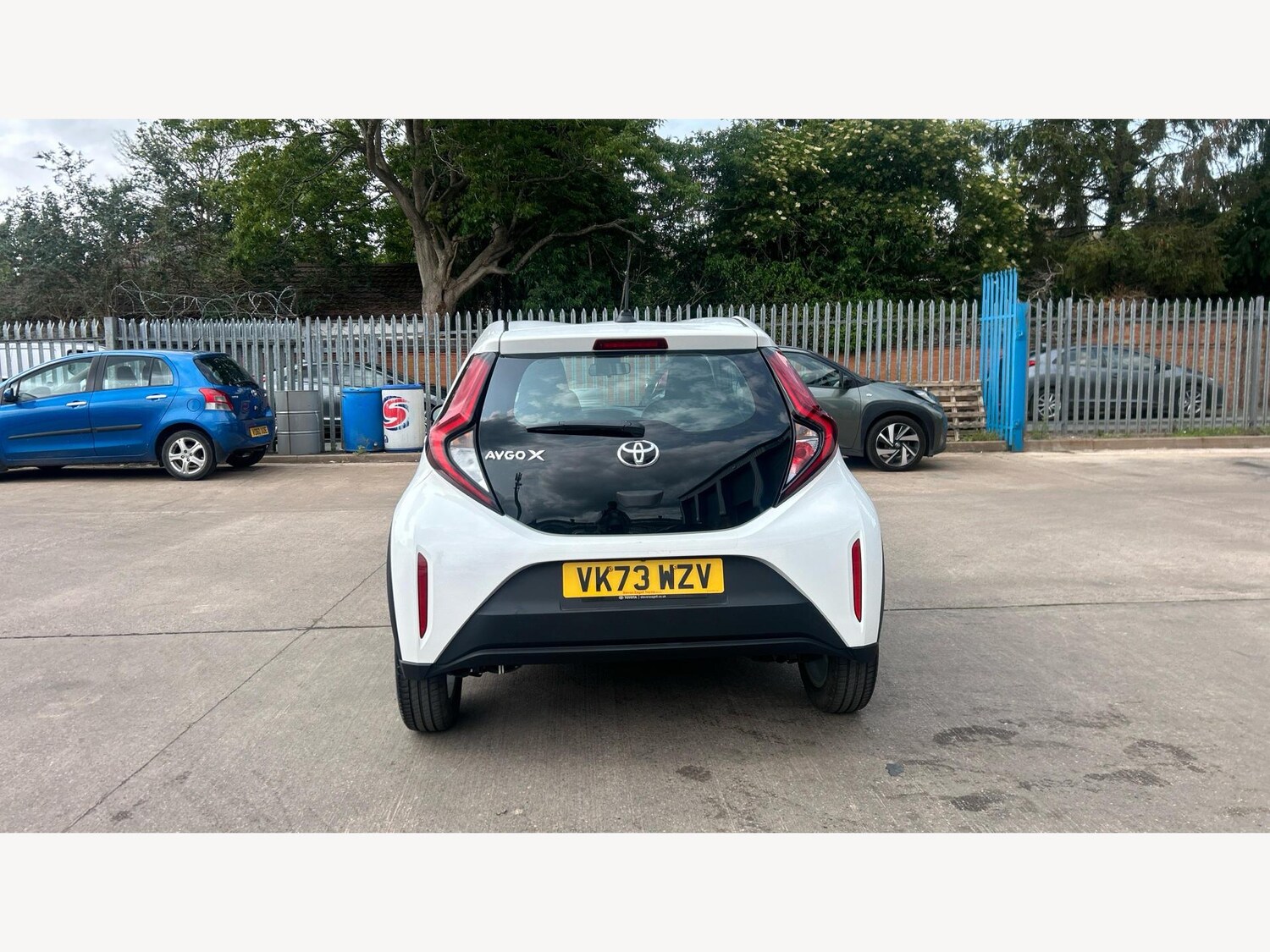 Vehicle 21
