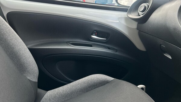 Used Toyota Aygo X 2023 for sale - 74898811: Photo 44