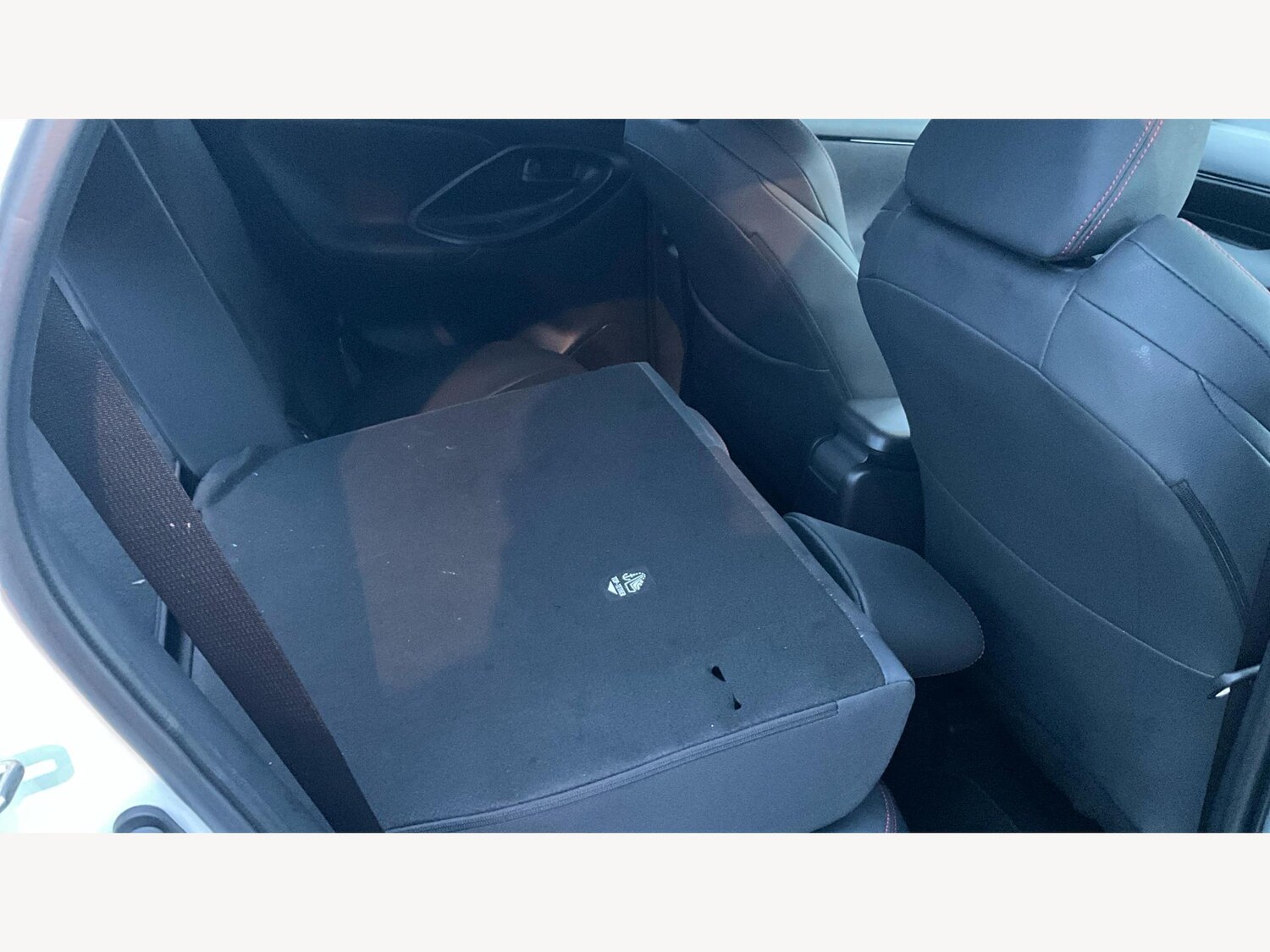 Used Toyota Yaris for sale - 77612382: Photo 27