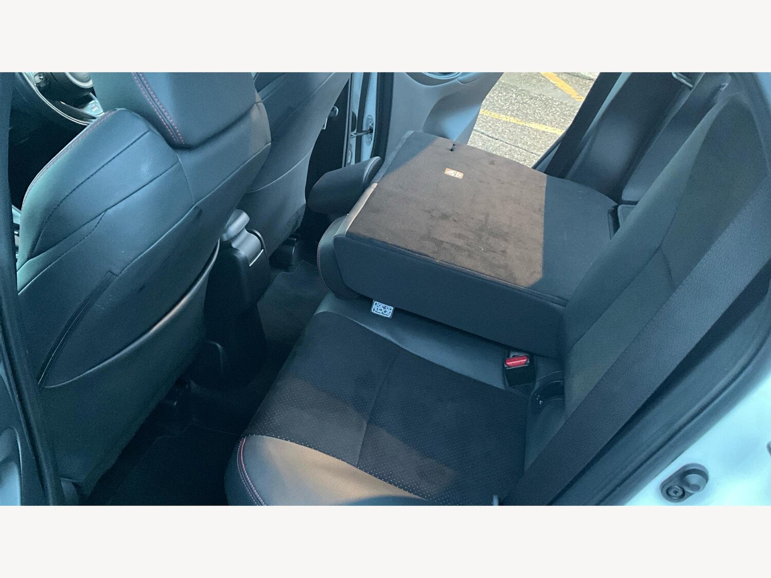 Used Toyota Yaris for sale - 77612382: Photo 29