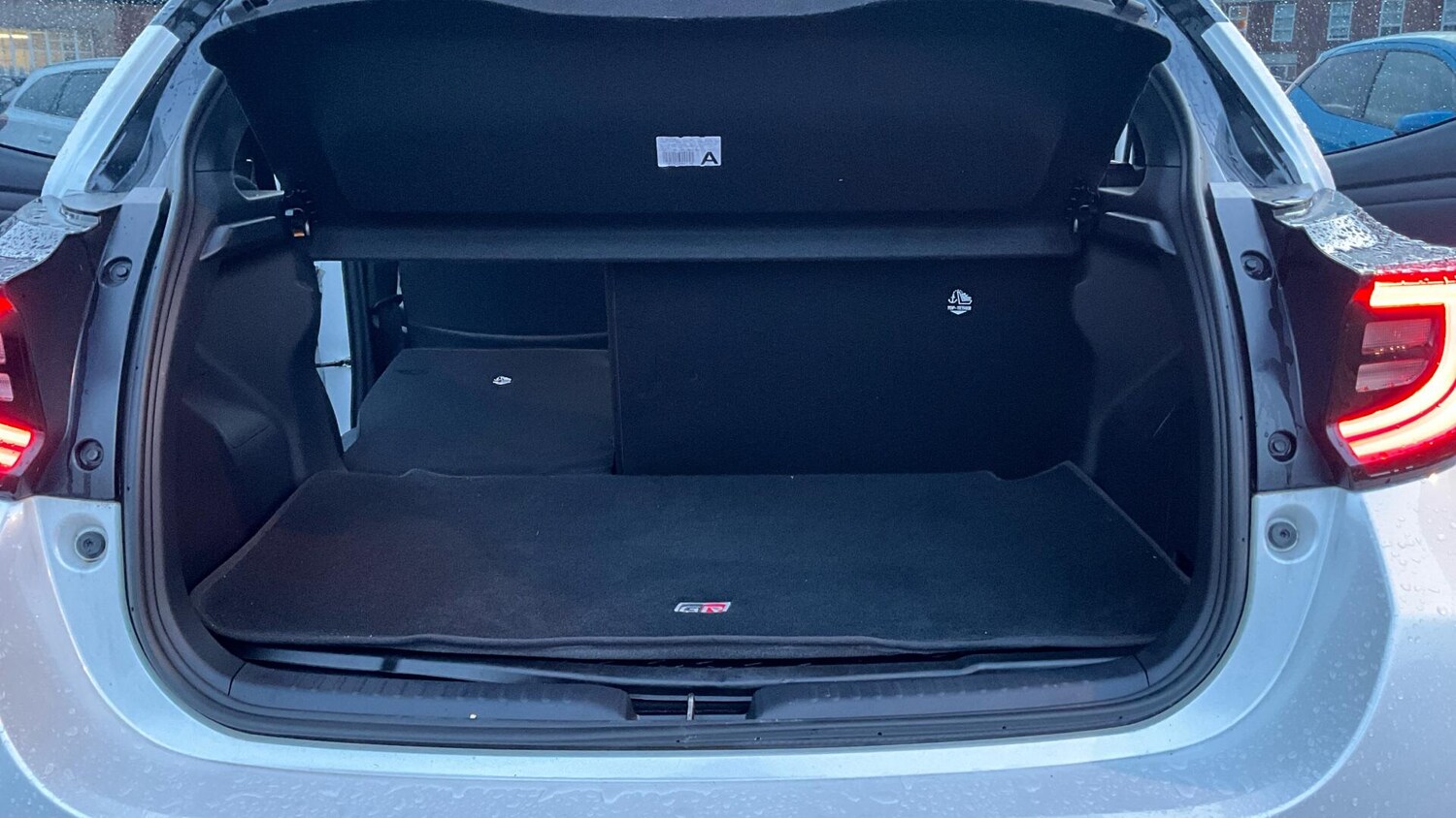 Used Toyota Yaris for sale - 77612382: Photo 34