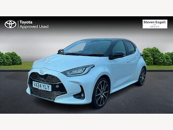 Used Toyota Yaris 2024 for sale - 77612382: Photo