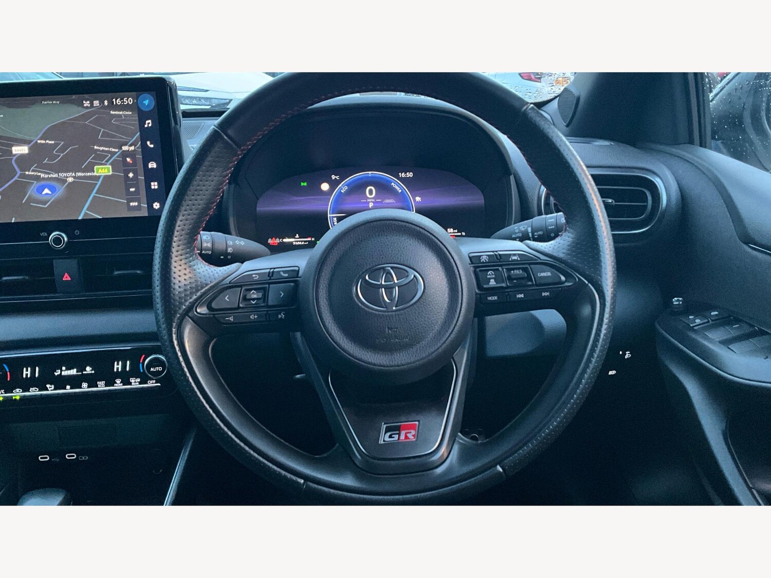 Used Toyota Yaris for sale - 77612382: Photo 8