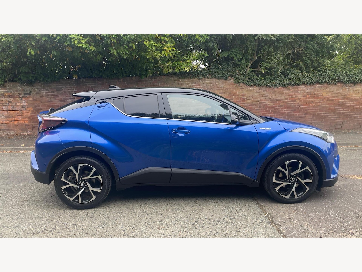 Used Toyota C-HR 2018 for sale - 76109123: Photo 18