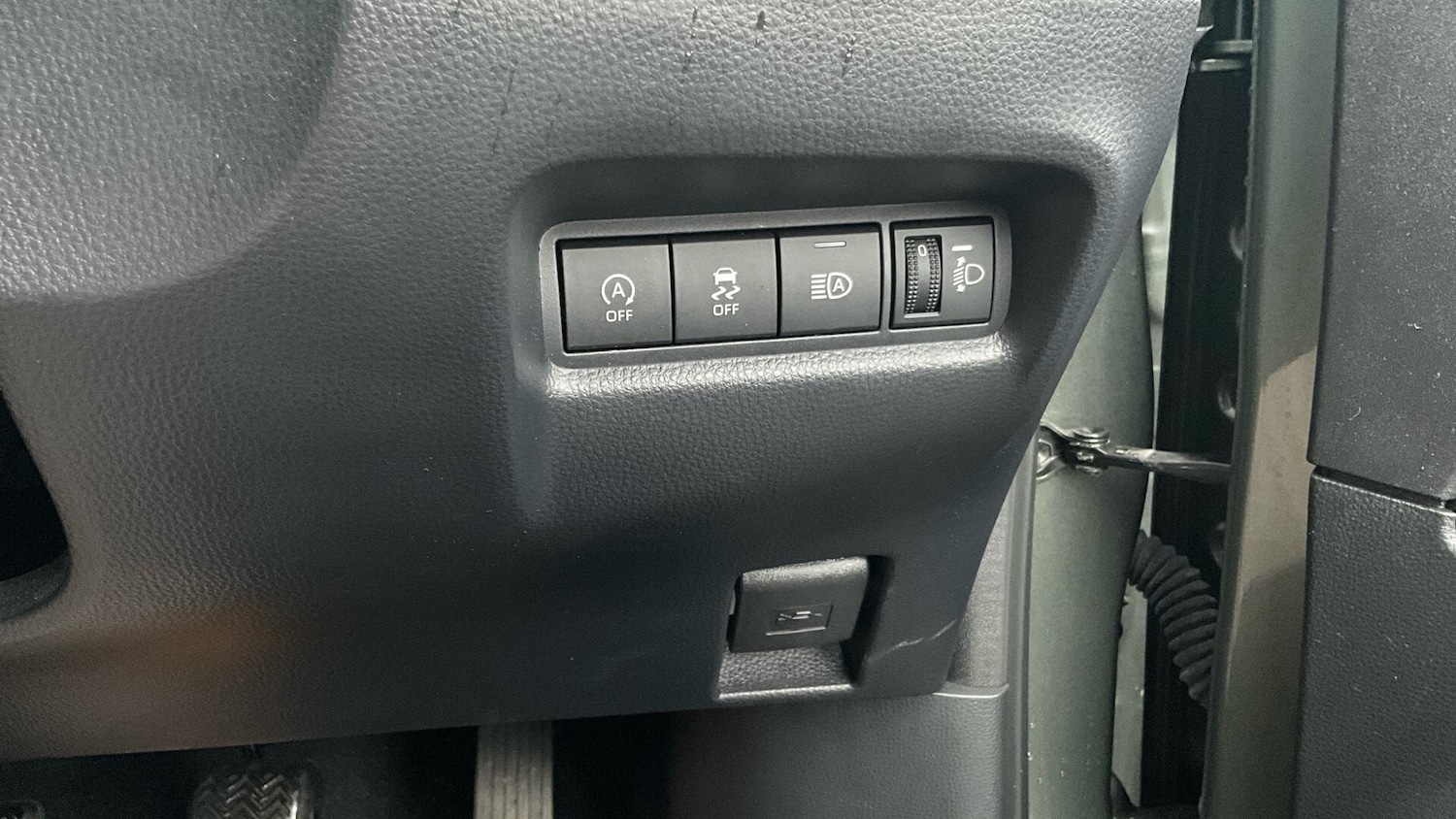 Used Toyota Aygo X 2023 for sale - 77215511: Photo 33