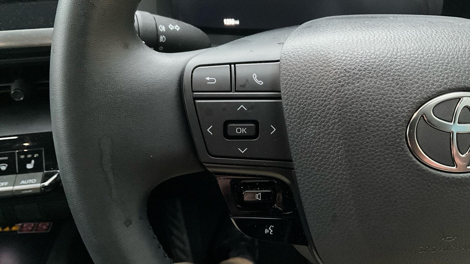 Used Toyota C-HR for sale - 77824791: Photo 38