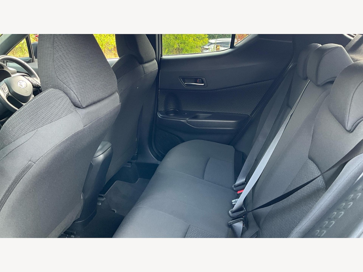 Used Toyota C-HR 2019 for sale - 76000859: Photo 15
