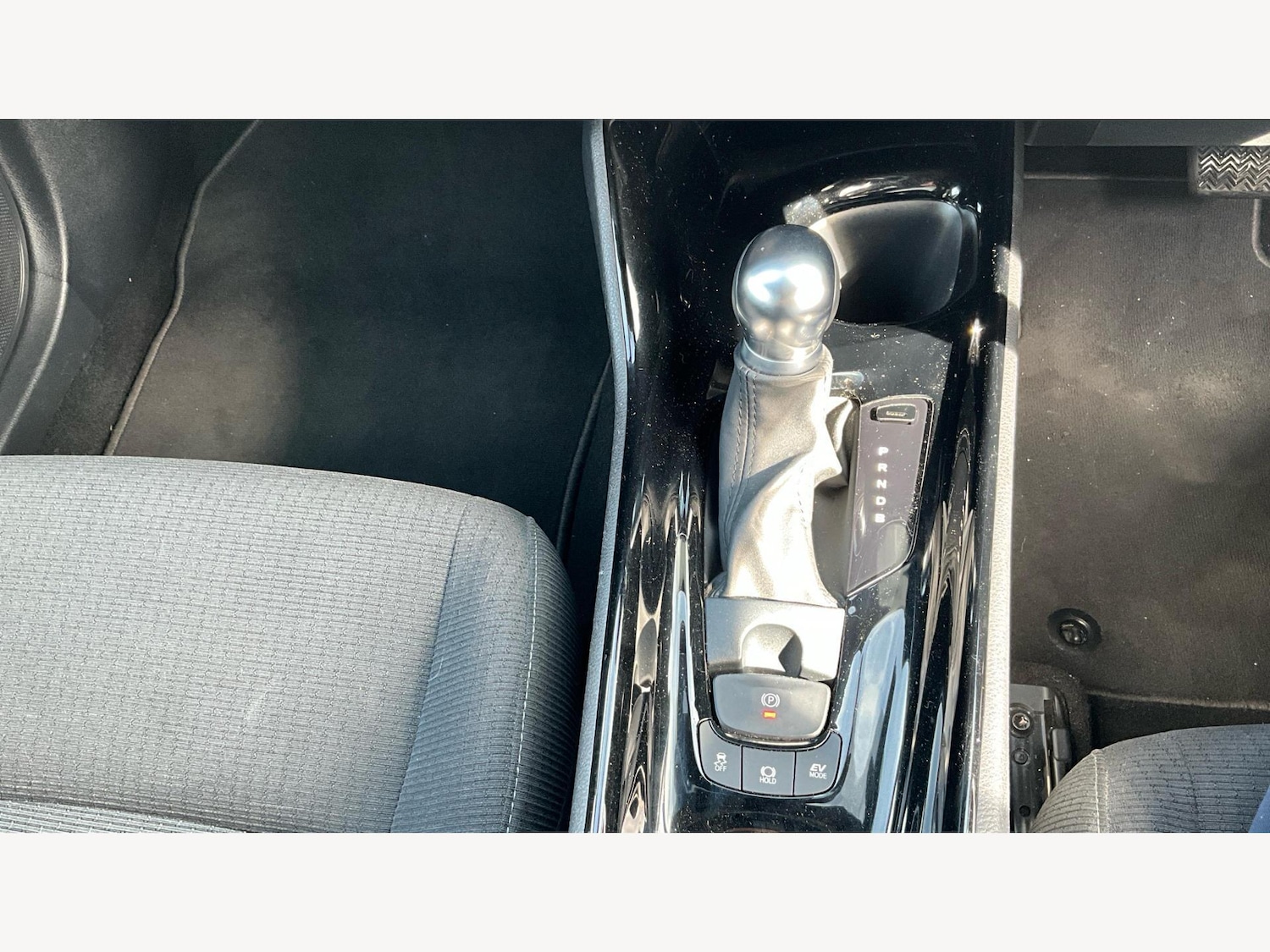 Used Toyota C-HR 2019 for sale - 76000859: Photo 29