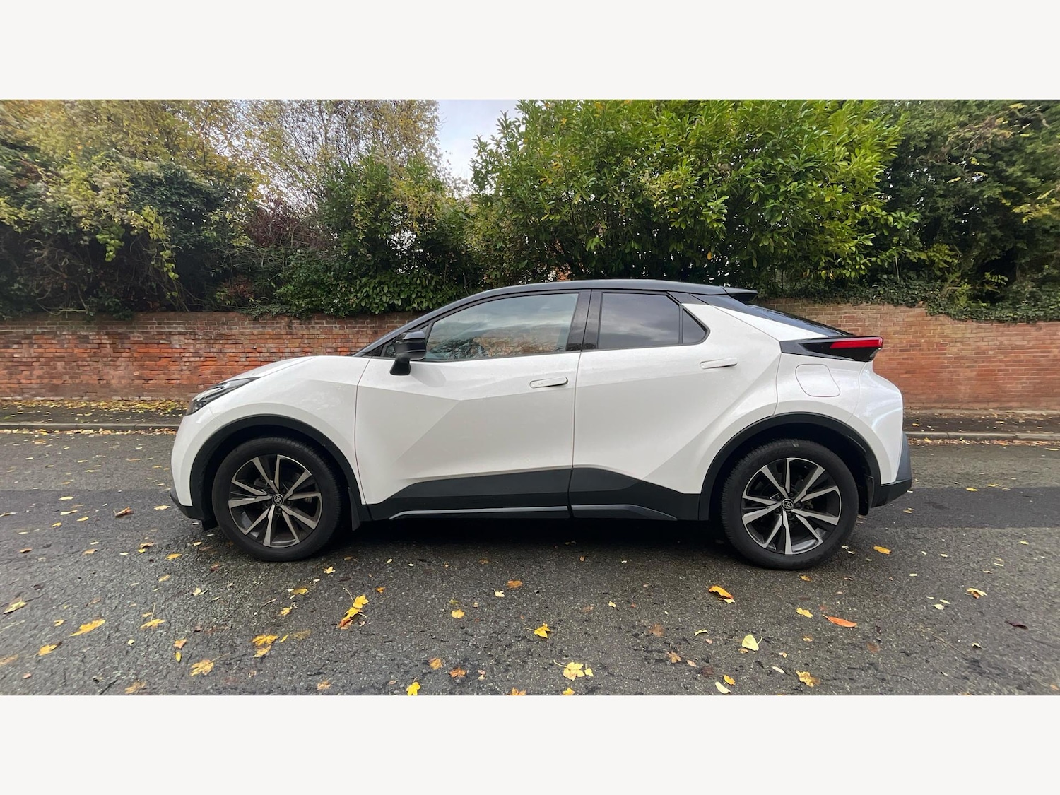 Used Toyota C-HR 2024 for sale - 76742818: Photo 19