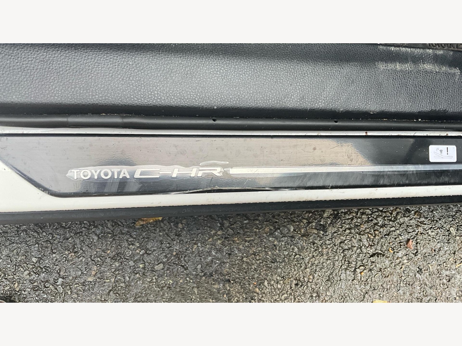 Used Toyota C-HR 2024 for sale - 76742818: Photo 24