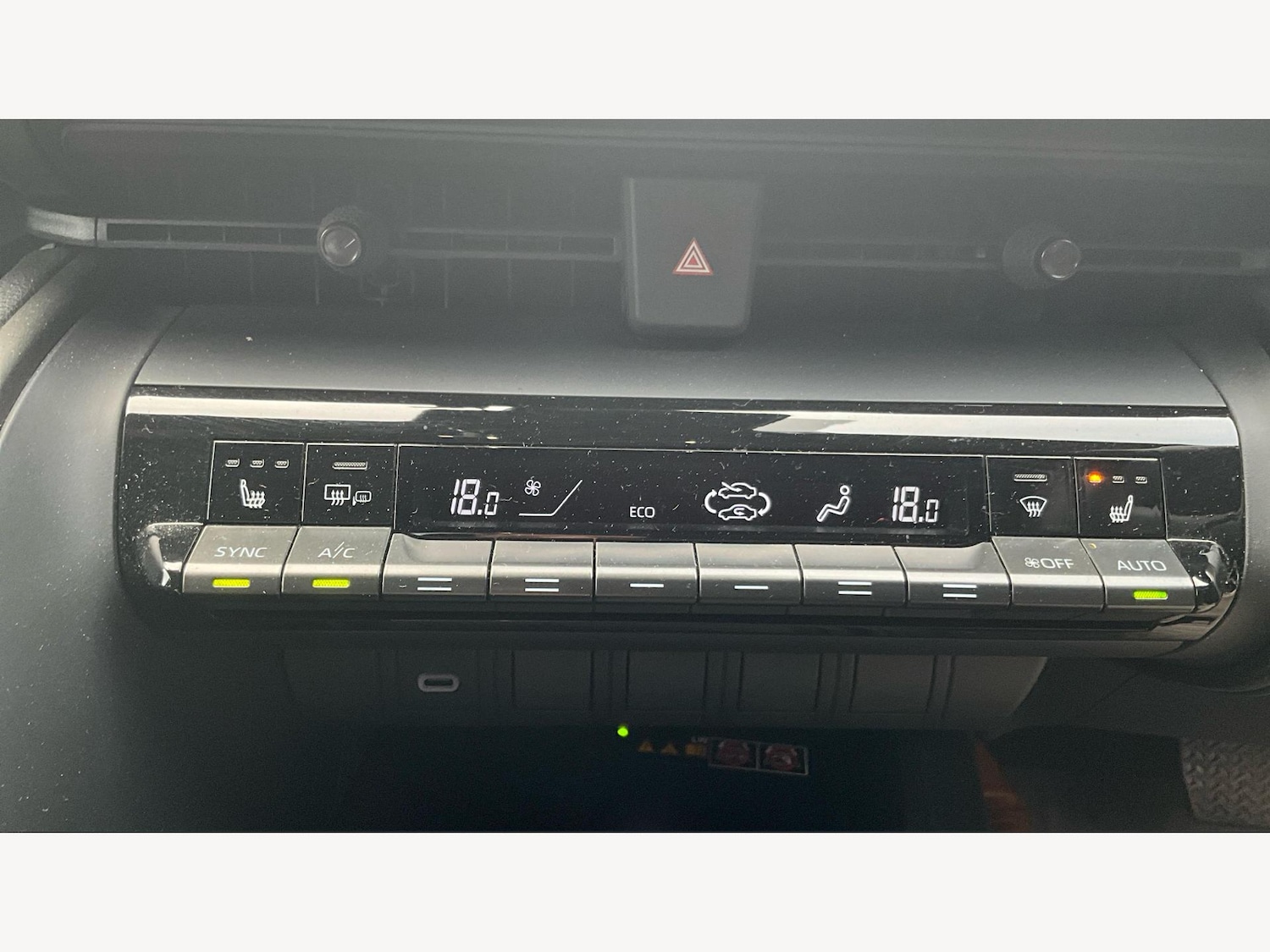 Used Toyota C-HR 2024 for sale - 76742818: Photo 32