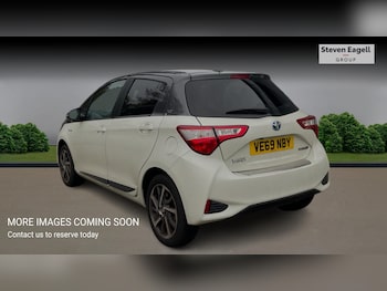Used Toyota Yaris 2020 for sale - 76284043: Photo 2