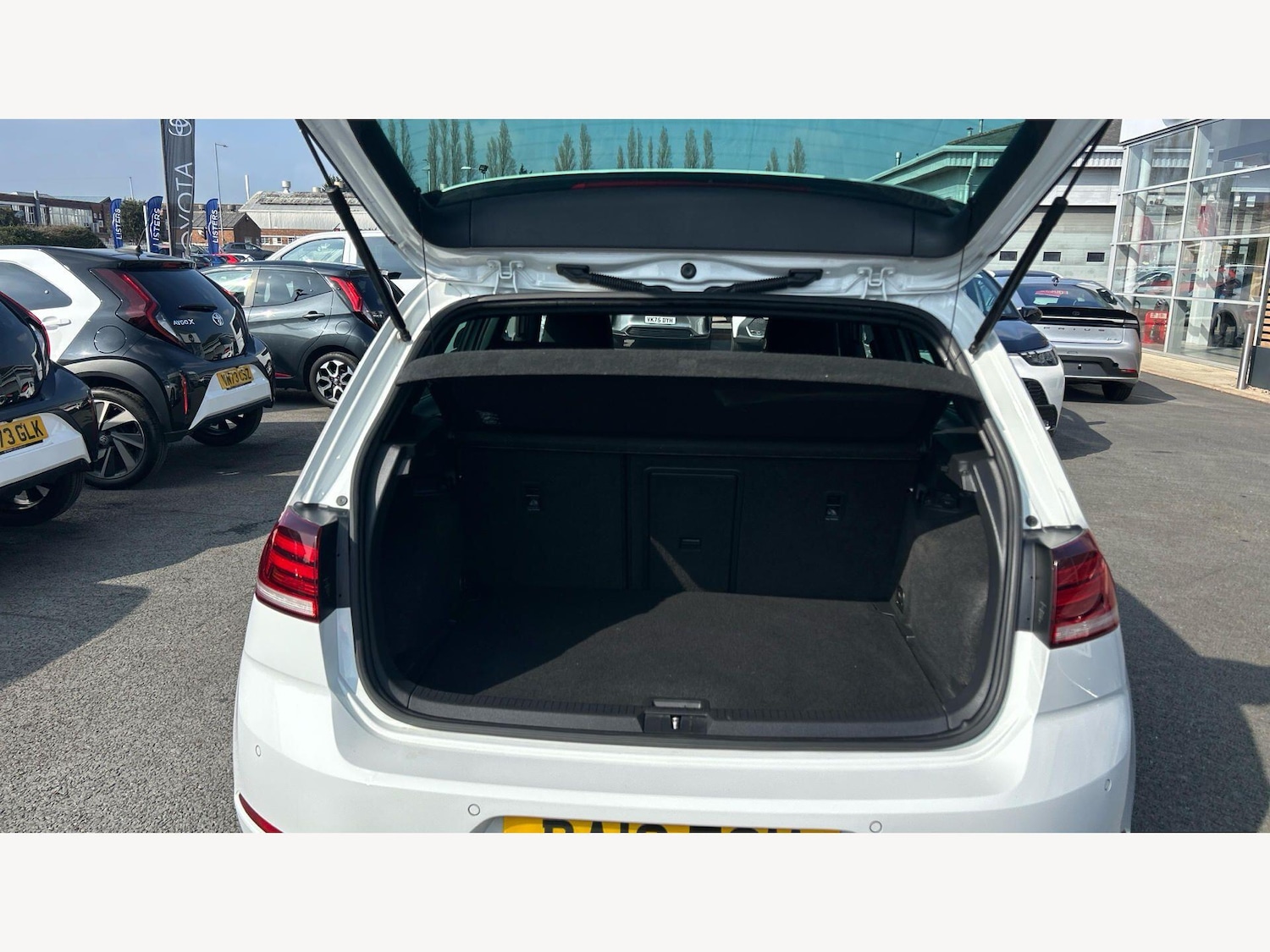 Used Volkswagen Golf 2018 for sale - 77993855: Photo 16