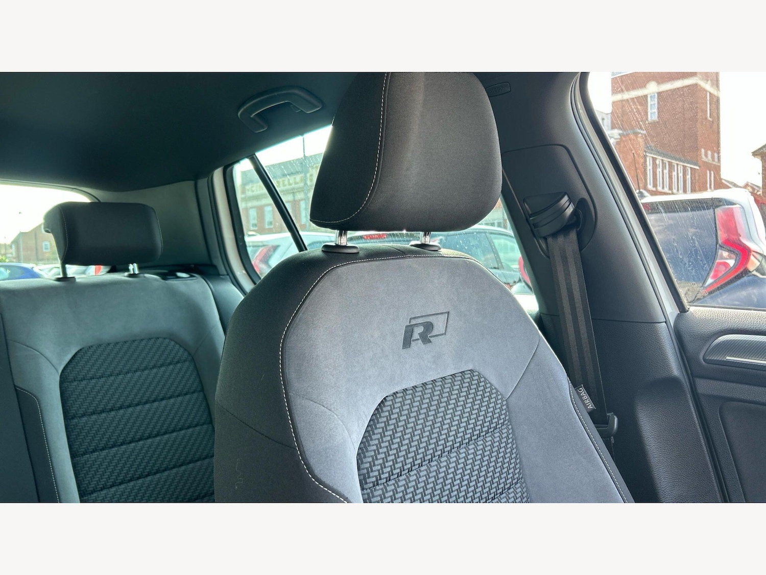 Used Volkswagen Golf 2018 for sale - 77993855: Photo 24