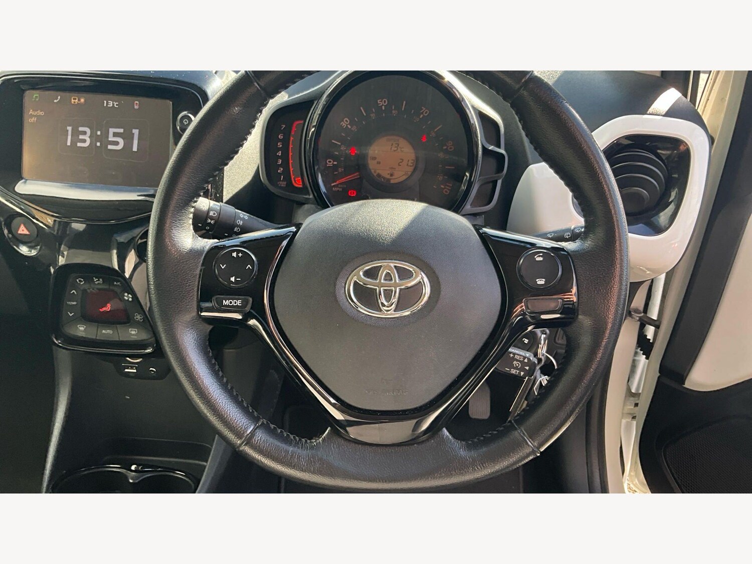 Used Toyota AYGO for sale - 77908745: Photo 8