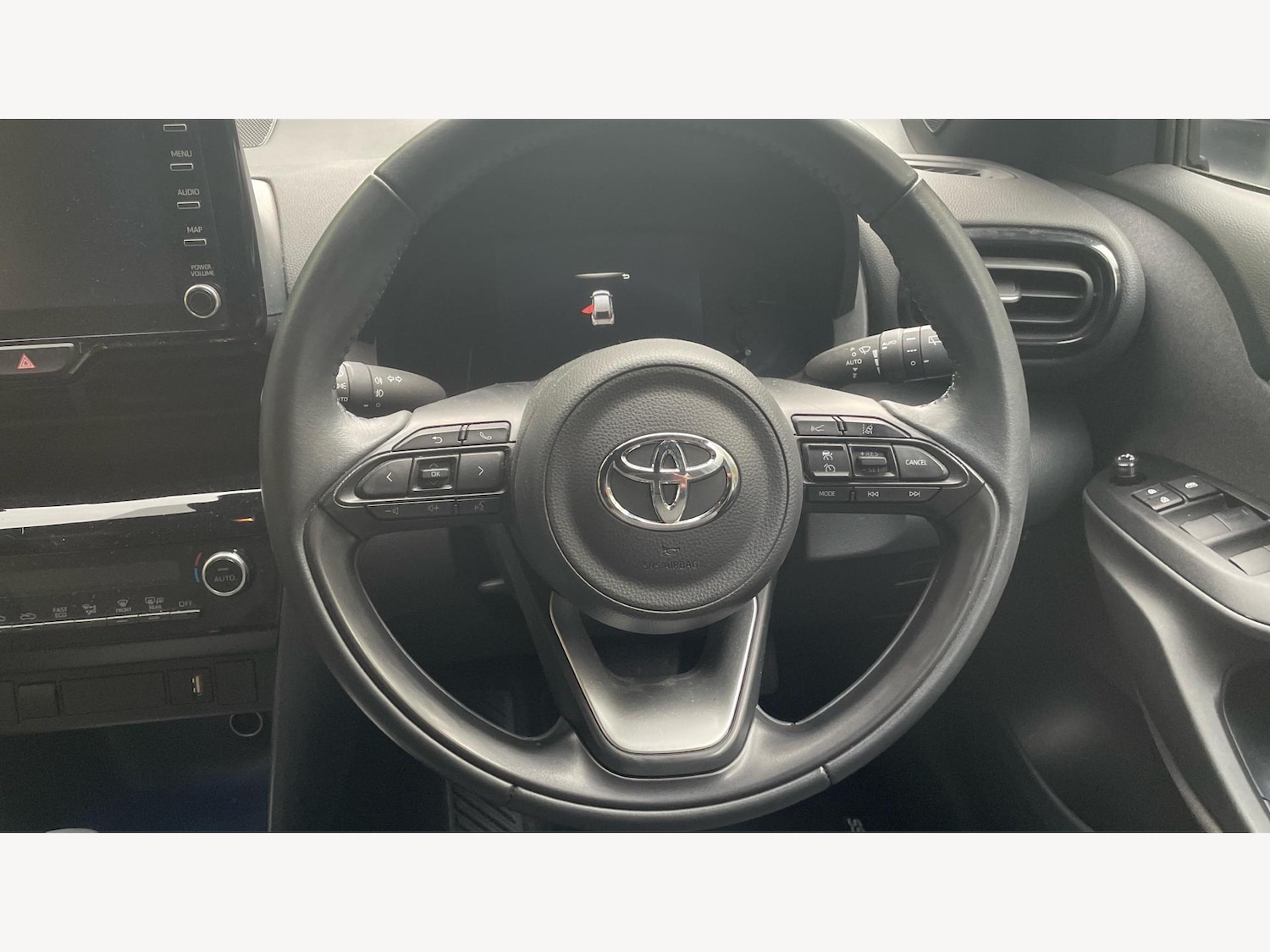 Used Toyota Yaris Cross 2022 for sale - 76314474: Photo 10