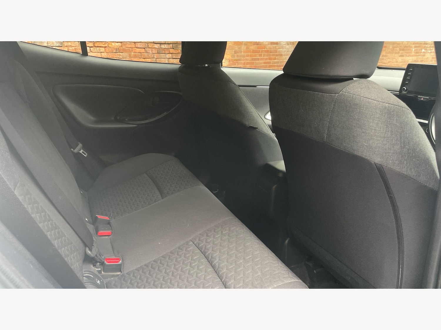 Used Toyota Yaris Cross 2022 for sale - 76314474: Photo 14