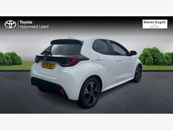 Used Toyota Yaris 2024 for sale - 79157800: Photo