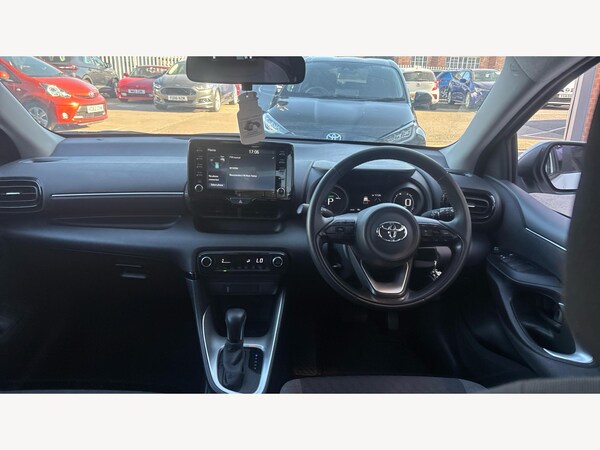Used Toyota Yaris 2022 for sale - 74597376: Photo 7