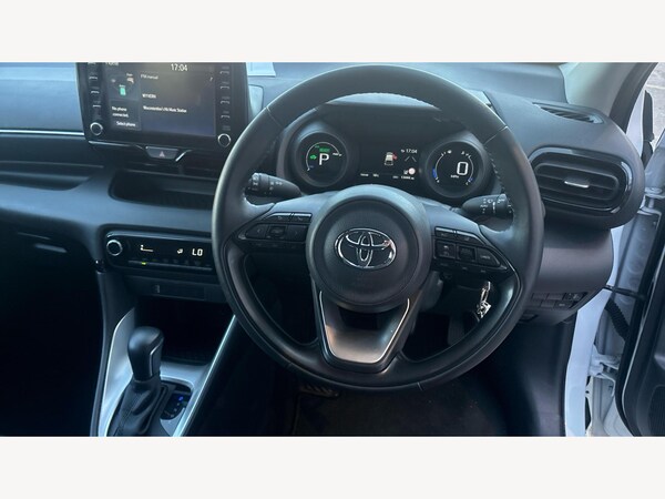 Used Toyota Yaris 2022 for sale - 74597376: Photo 8