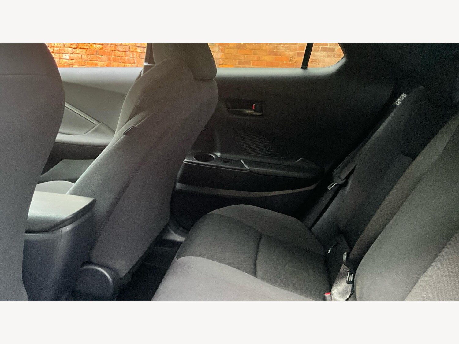 Used Toyota C-HR 2024 for sale - 76992655: Photo 15