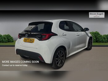 Used Toyota Yaris 2023 for sale - 78115457: Photo