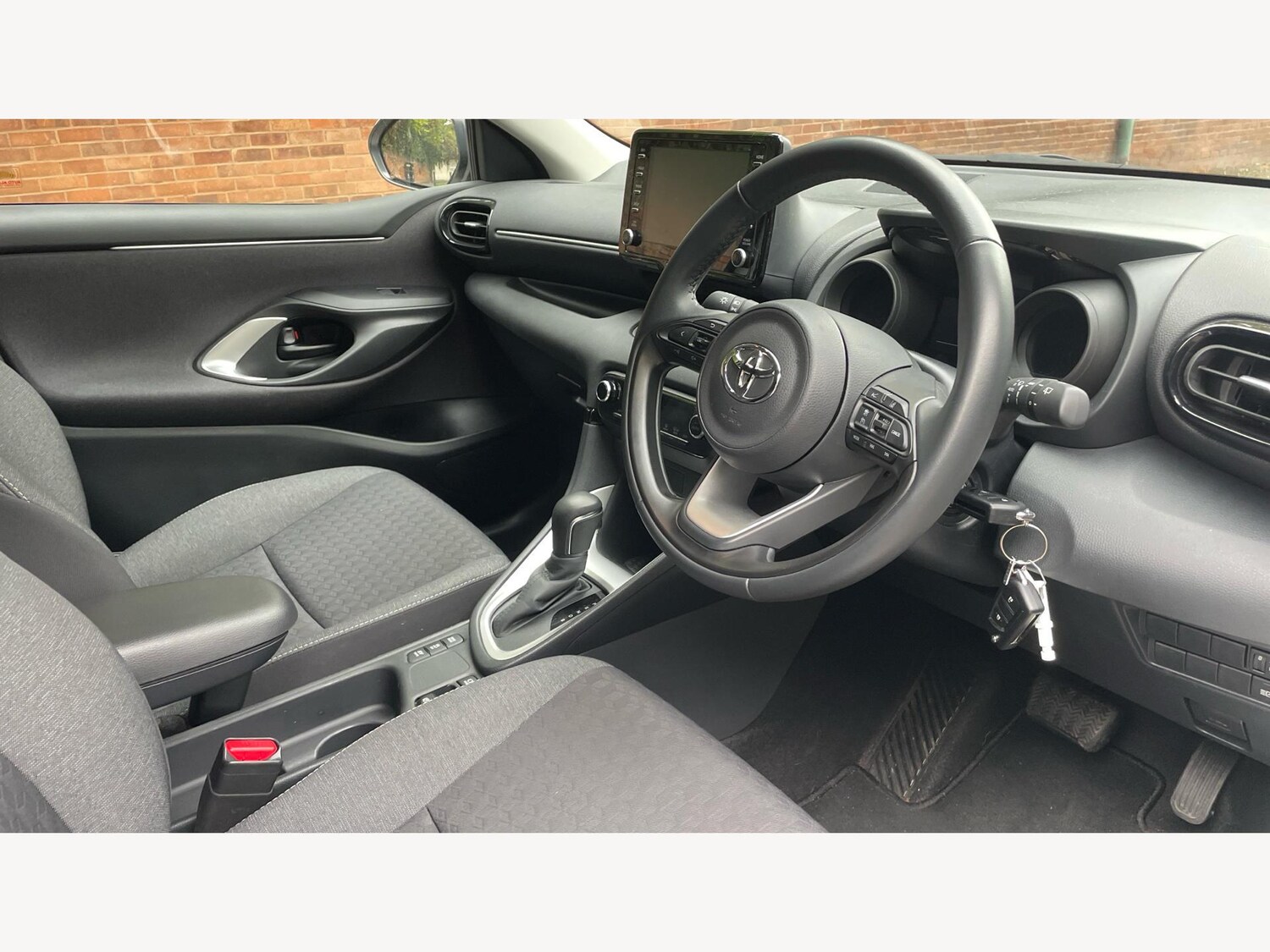 Used Toyota Yaris 2023 for sale - 76269878: Photo 13