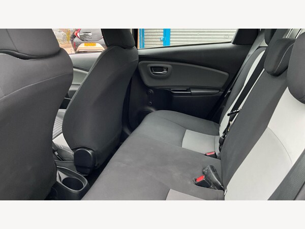 Used Toyota Yaris 2019 for sale - 76153163: Photo 15