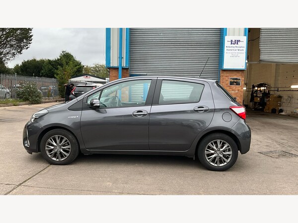 Used Toyota Yaris 2019 for sale - 76153163: Photo 19