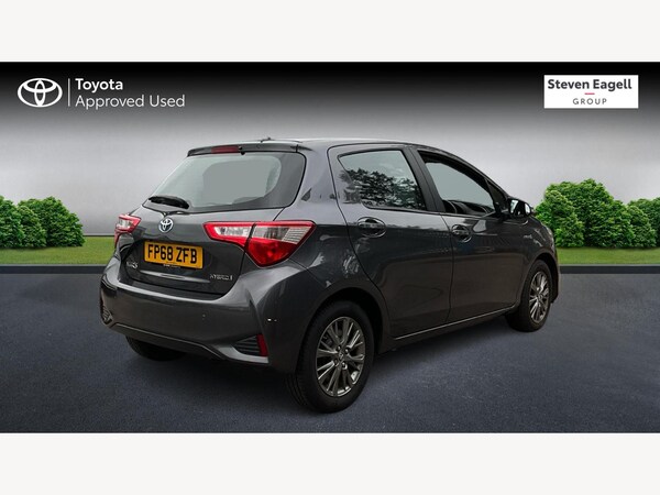 Used Toyota Yaris 2019 for sale - 76153163: Photo 2