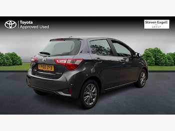 Used Toyota Yaris 2019 for sale - 76153163: Photo 2