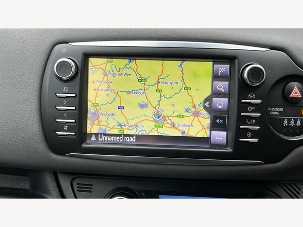 Used Toyota Yaris 2019 for sale - 76153163: Photo 9