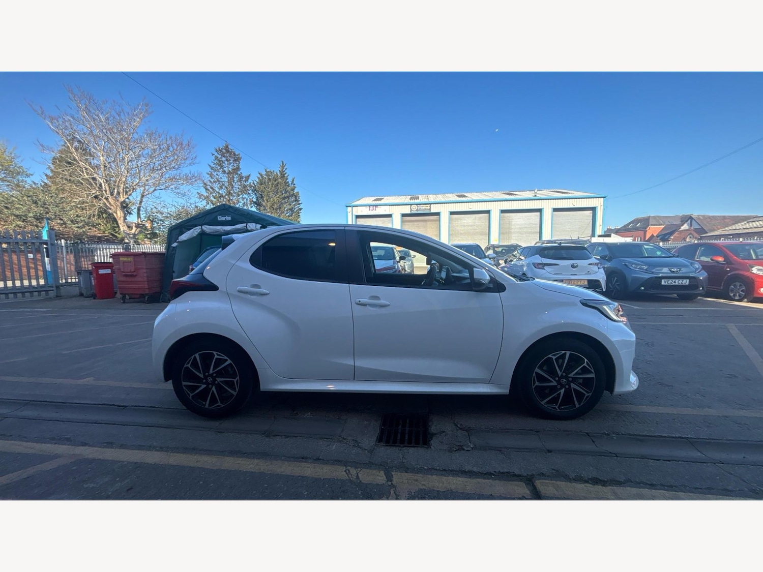 Used Toyota Yaris 2022 for sale - 77143721: Photo 16