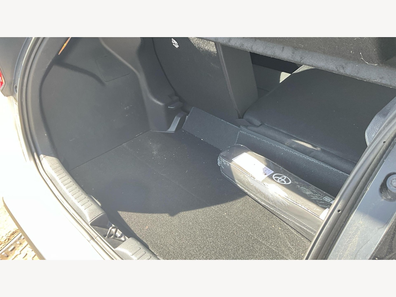 Used Toyota Yaris 2022 for sale - 77143721: Photo 22