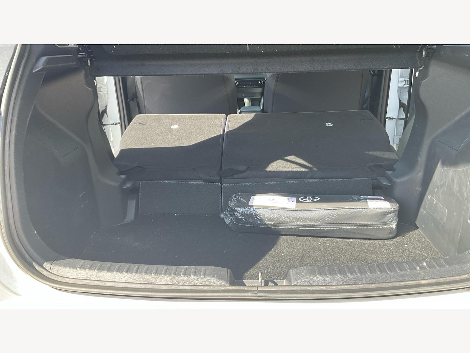 Used Toyota Yaris 2022 for sale - 77143721: Photo 26