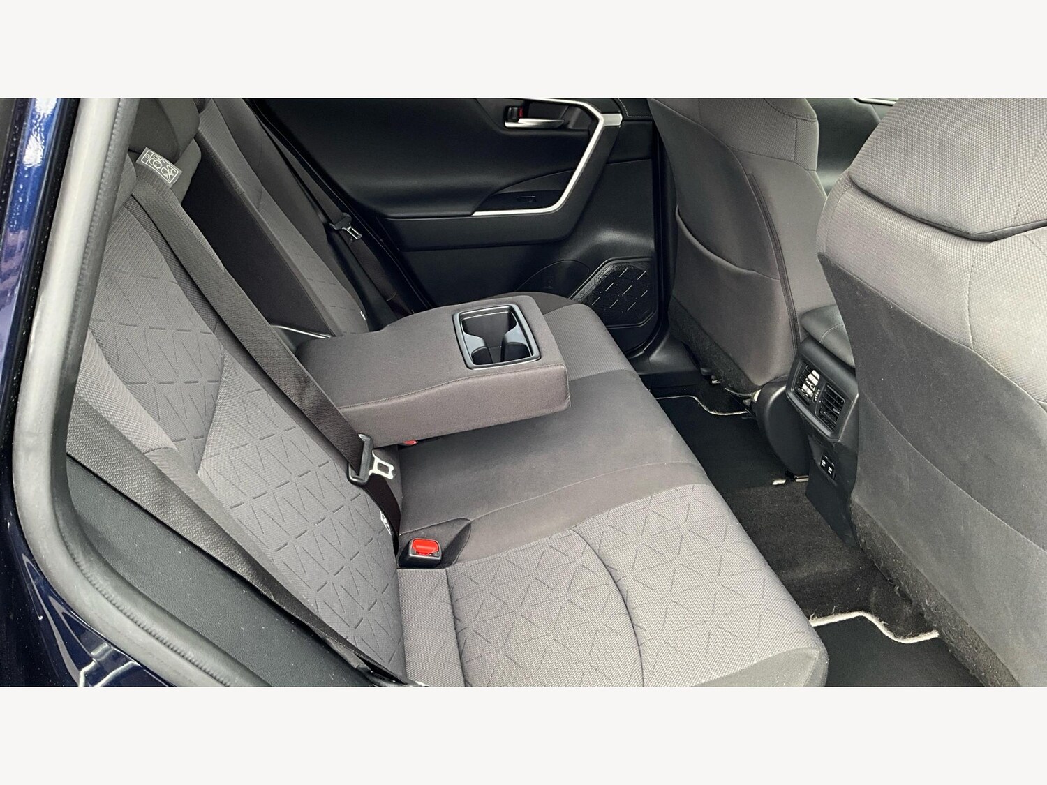 Used Toyota RAV4 2020 for sale - 76094521: Photo 34