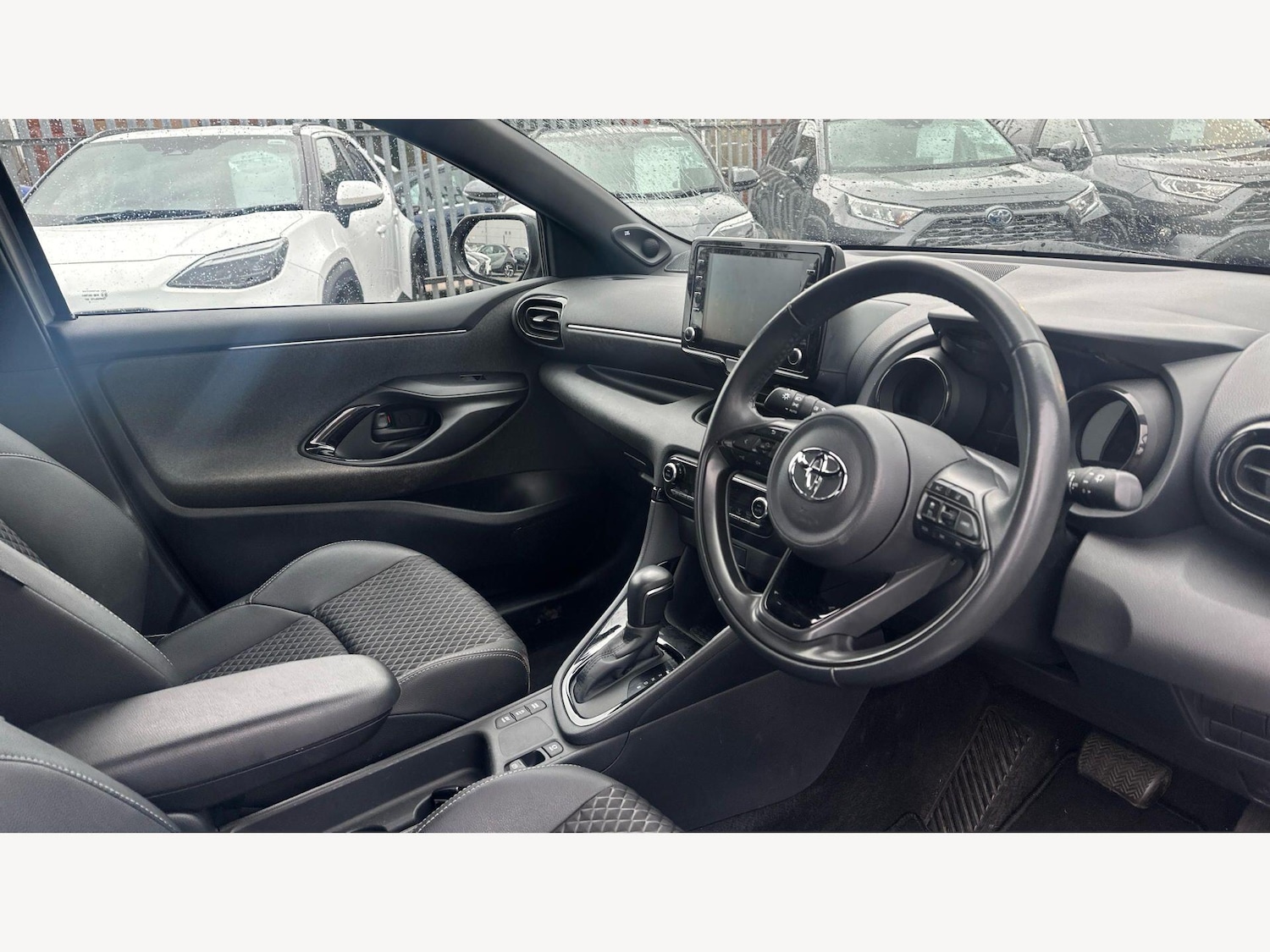Used Toyota Yaris 2022 for sale - 78099934: Photo 13