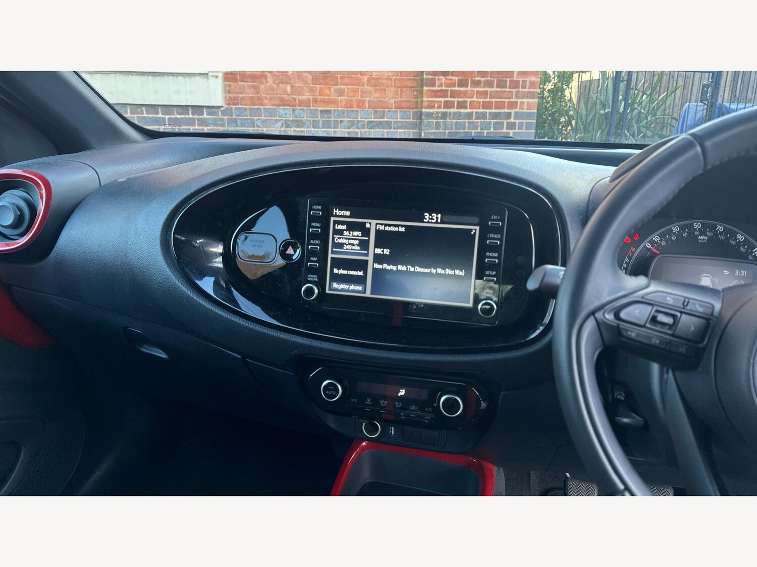 Used Toyota Aygo X 2023 for sale - 77908845: Photo 9