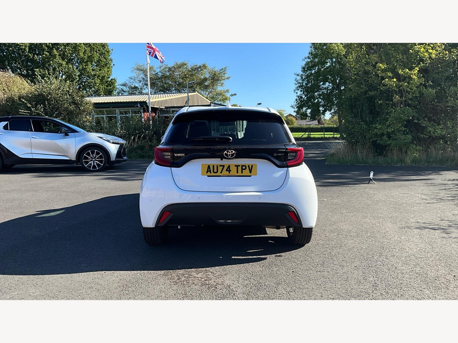 Used Toyota Yaris 2024 for sale - 76991084: Photo 21