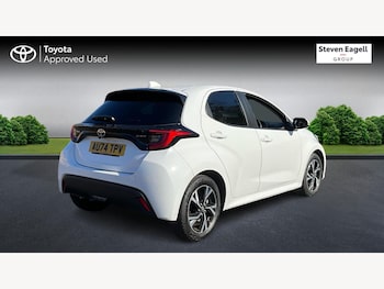 Used Toyota Yaris 2024 for sale - 76991084: Photo