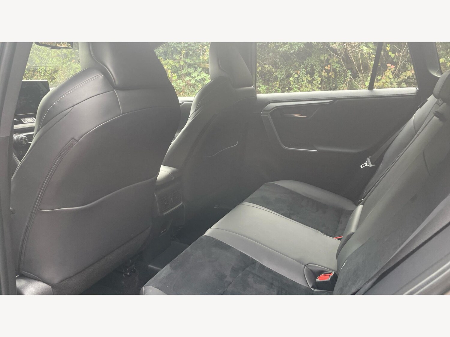 Used Toyota RAV4 2025 for sale - 76997462: Photo 15