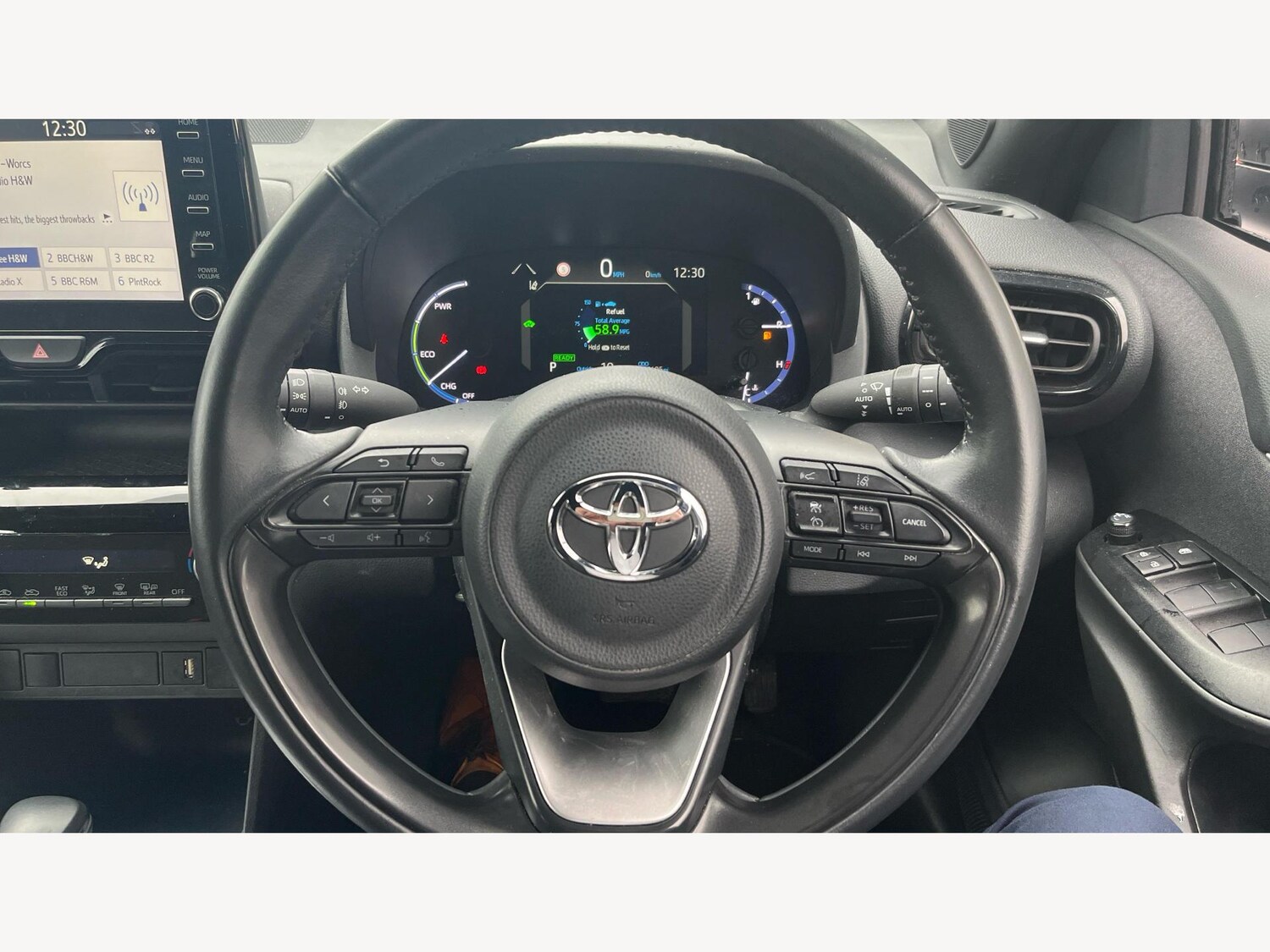 Used Toyota Yaris Cross 2023 for sale - 77253734: Photo 10