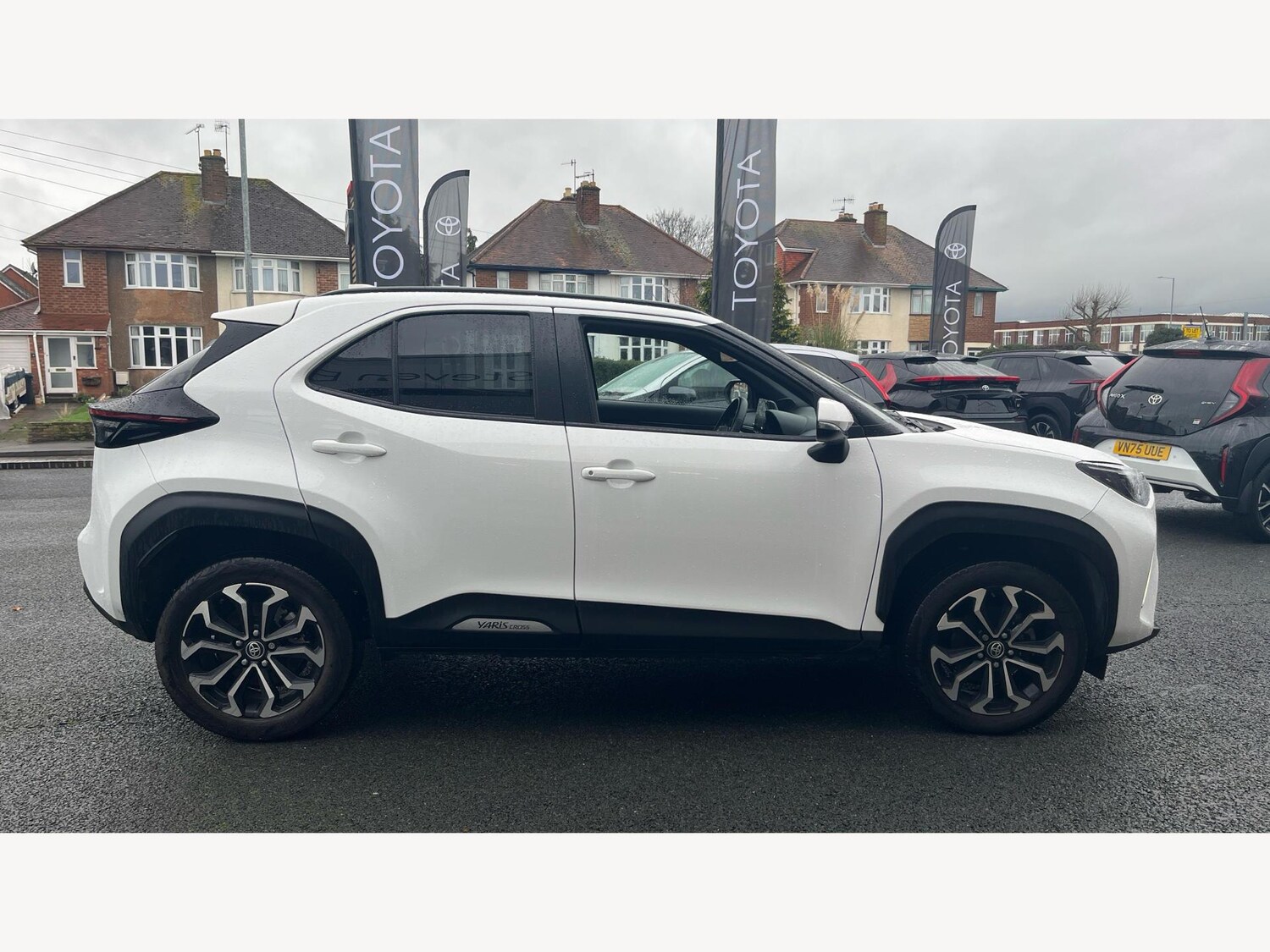 Used Toyota Yaris Cross 2023 for sale - 77253734: Photo 18