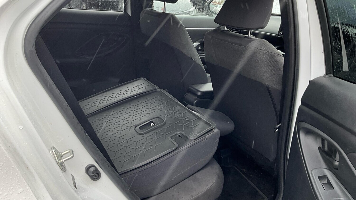 Used Toyota Yaris Cross 2023 for sale - 77330434: Photo 35