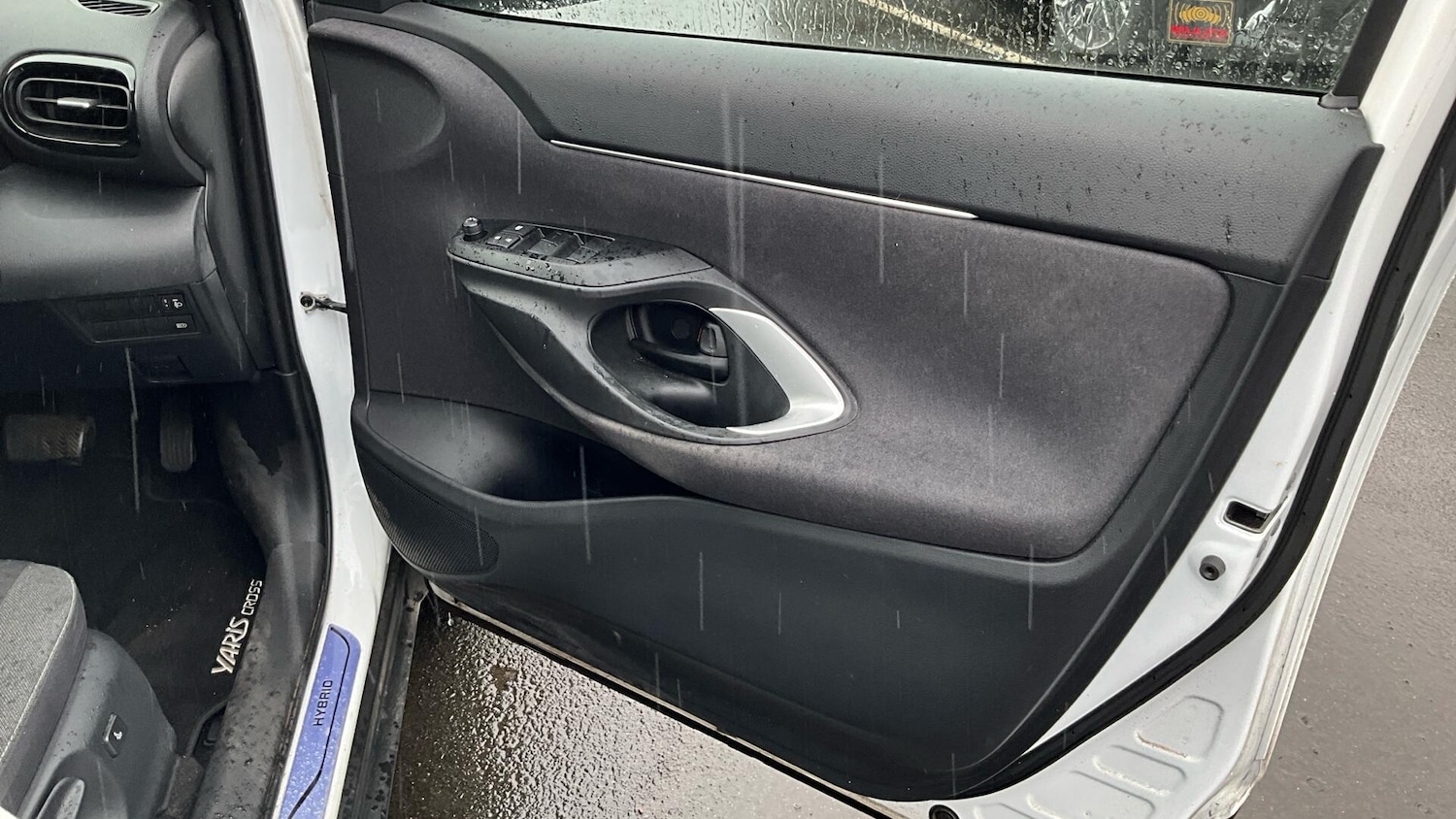 Used Toyota Yaris Cross 2023 for sale - 77330434: Photo 38