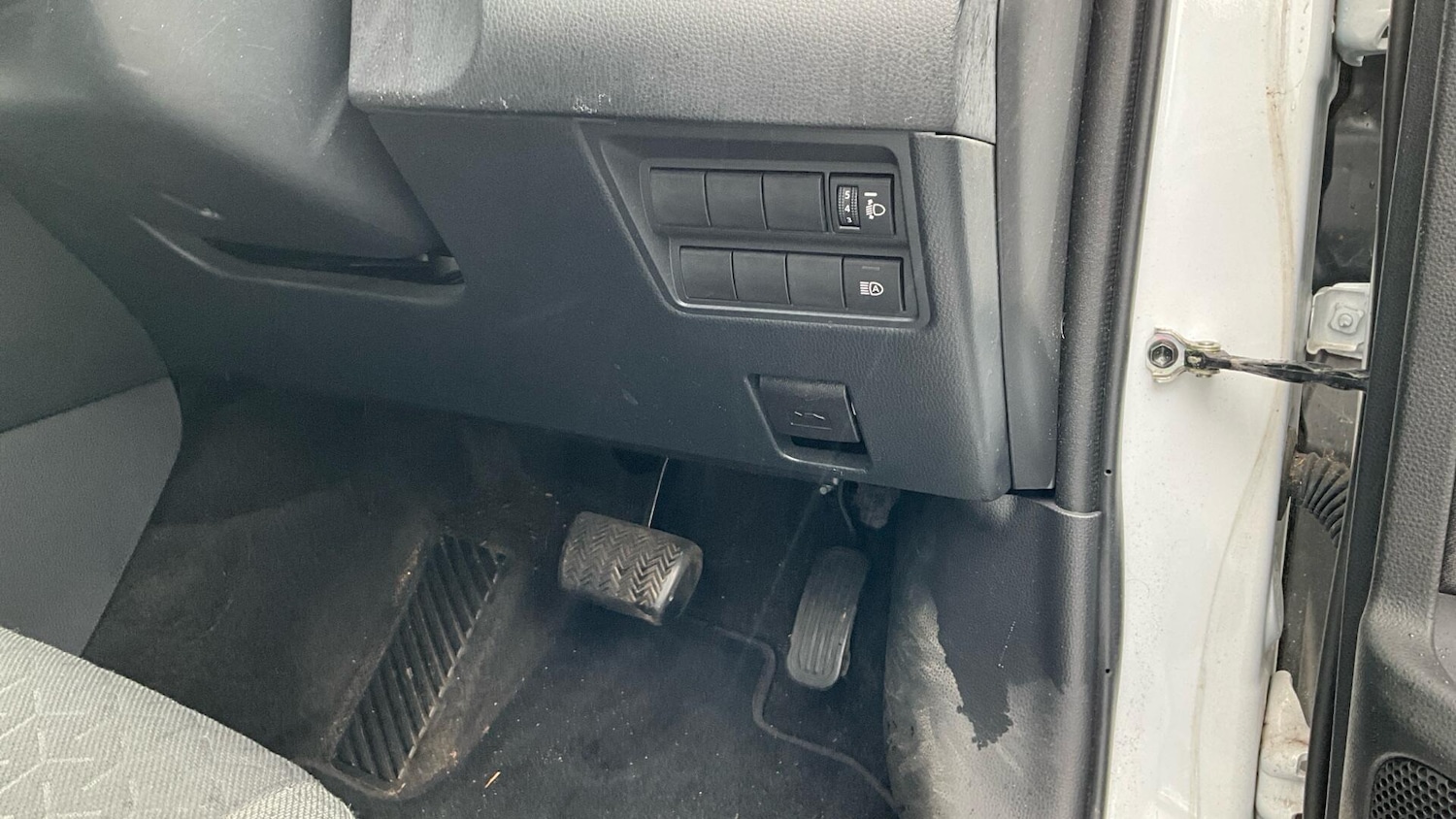 Used Toyota Yaris Cross 2023 for sale - 77330434: Photo 40