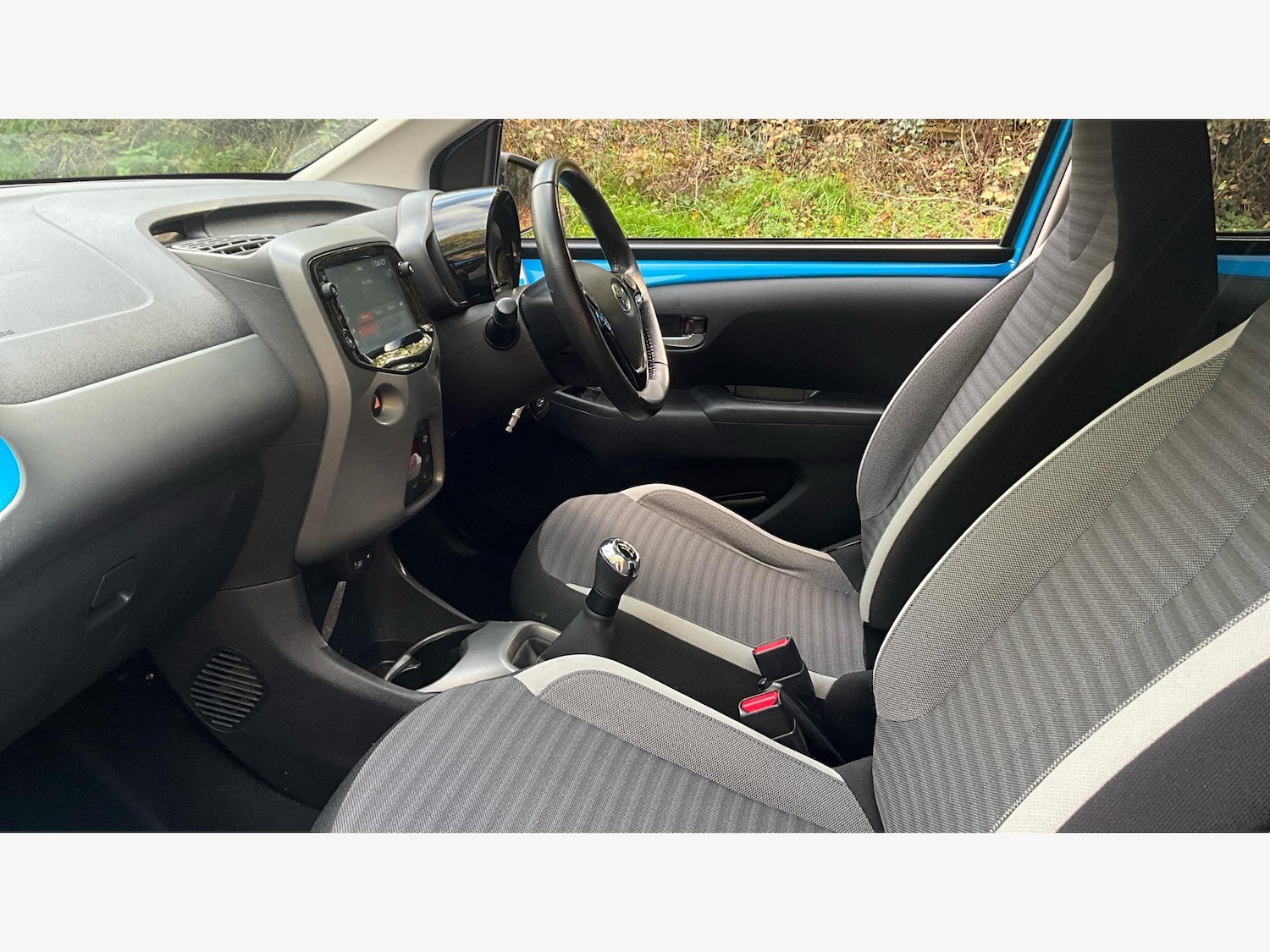 Used Toyota AYGO for sale - 76997728: Photo 12